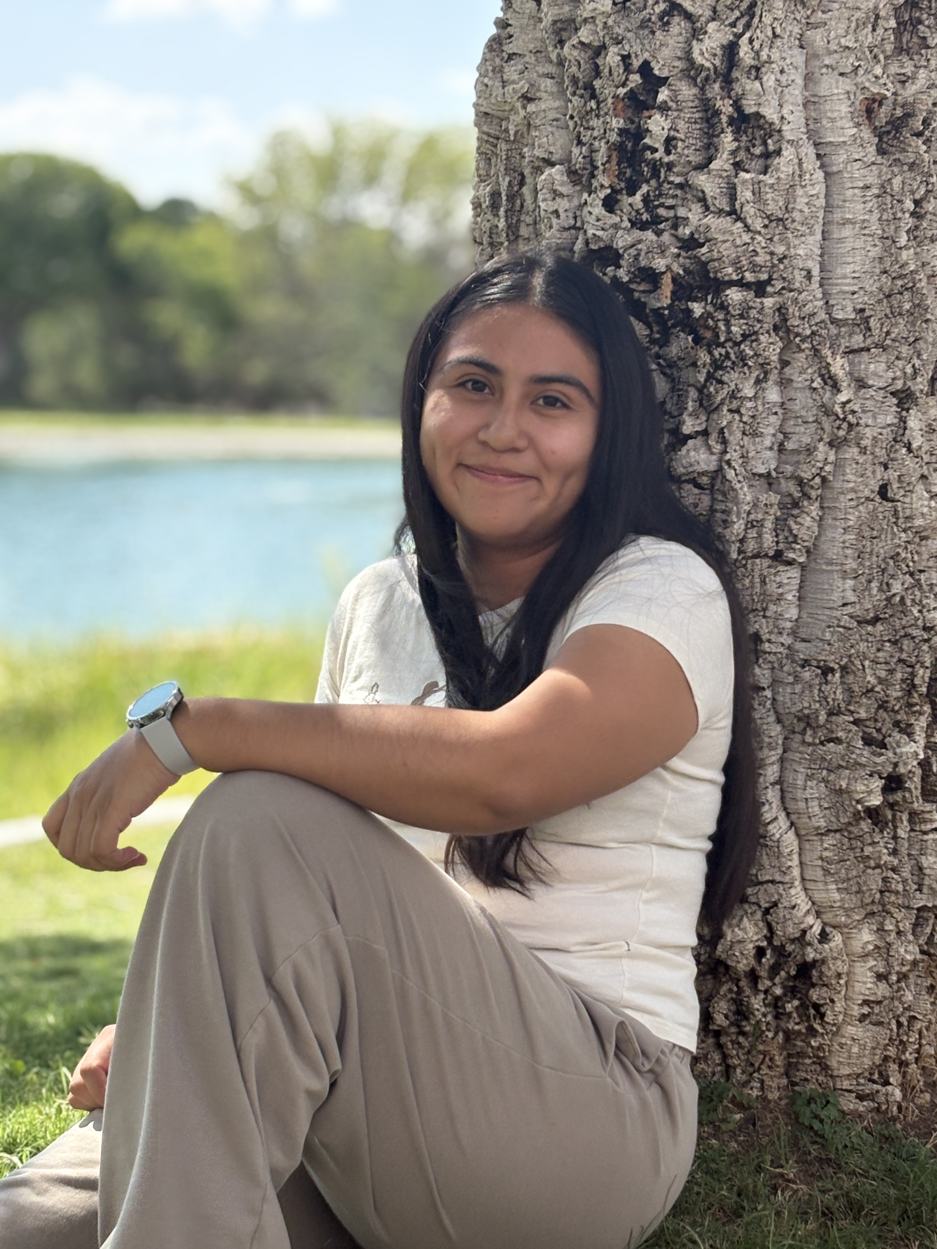 Headshot of Andrea Cruz