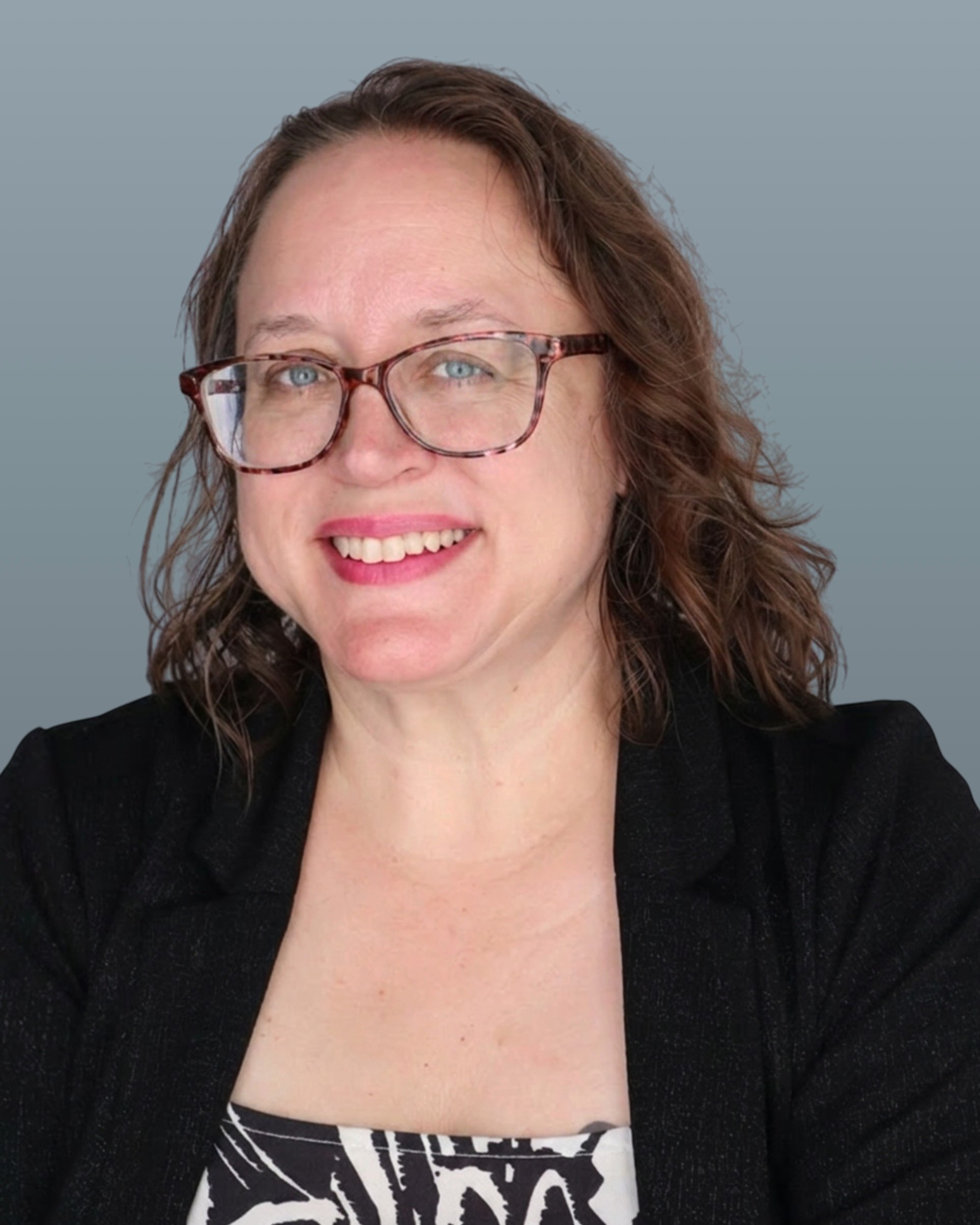 Kari Cena's headshot